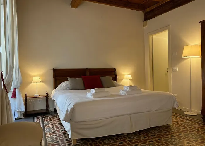 شقة Veronajourneys Emilei *