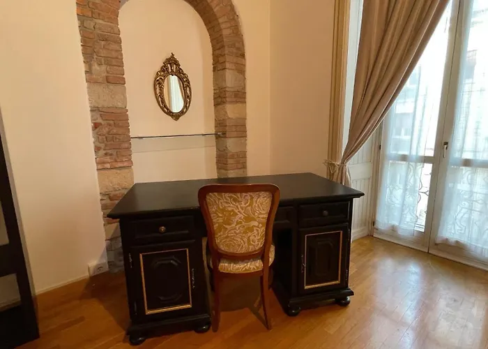 شقة Veronajourneys Emilei *