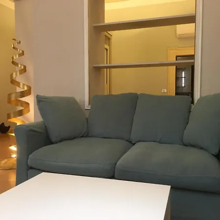 Veronajourneys Emilei Apartment *