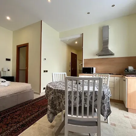Veronajourneys Emilei Apartment *