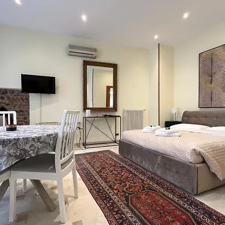 Veronajourneys Emilei Apartment