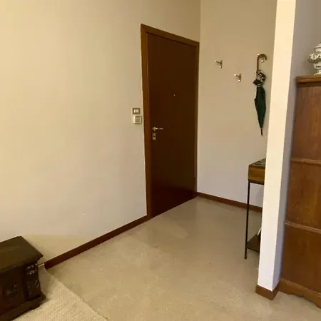 Veronajourneys Emilei Apartment Verona