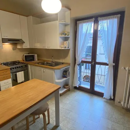 Veronajourneys Emilei Apartment *