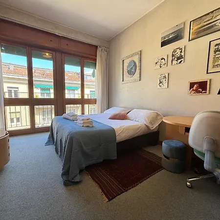 Veronajourneys Emilei Daire *